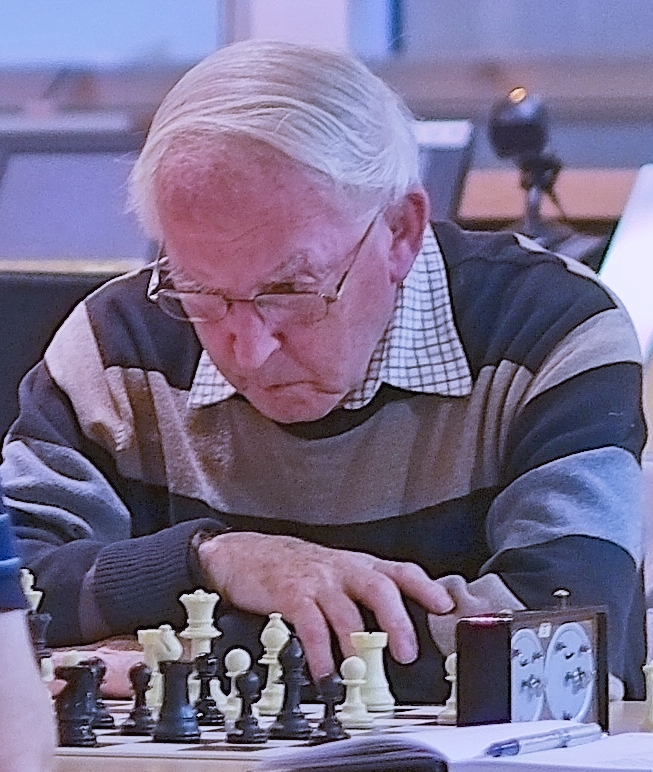 Roland Smith 1.jpg