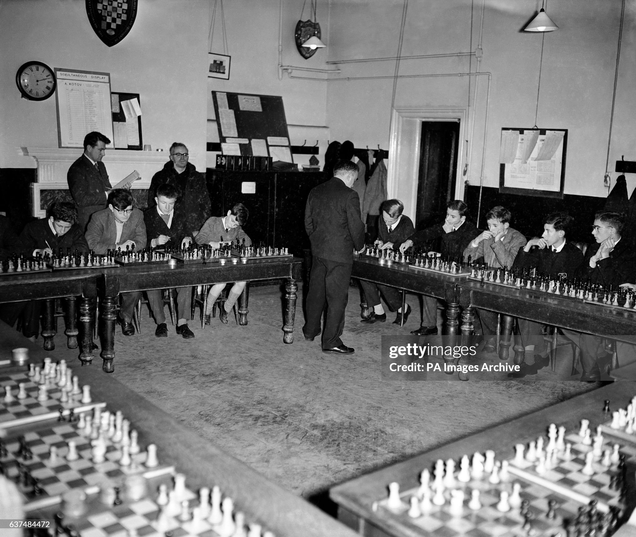 1963-01-07-kotov-simul-st-brides-london.jpg